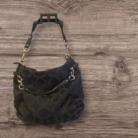 Coach satin black fabric bag with silver links and leather detail SO NICE ❤️ - Picture 7 of 7